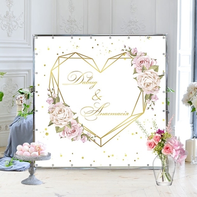 Фотозона Сердце и розы от магазина  Fotodecor